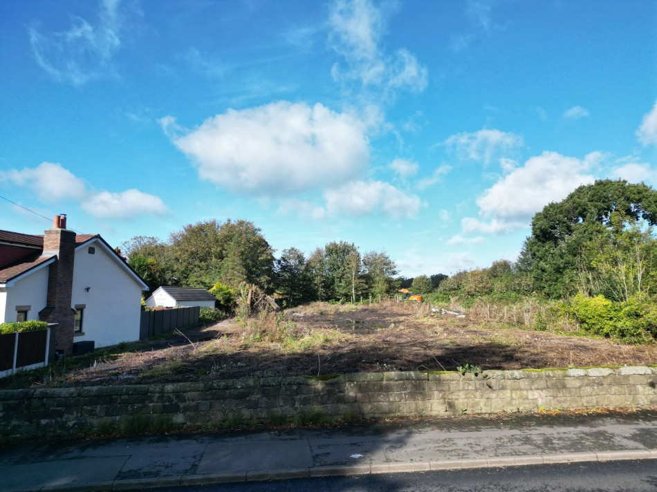 Images for Parrs Lane, Aughton EAID:240 BID:240