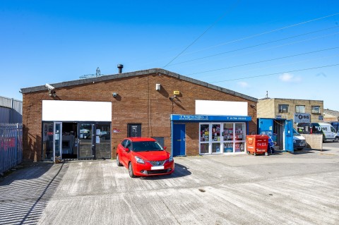 View Full Details for 31a, 31b And 31c Stephenson Way, Liverpool, Formby, L37