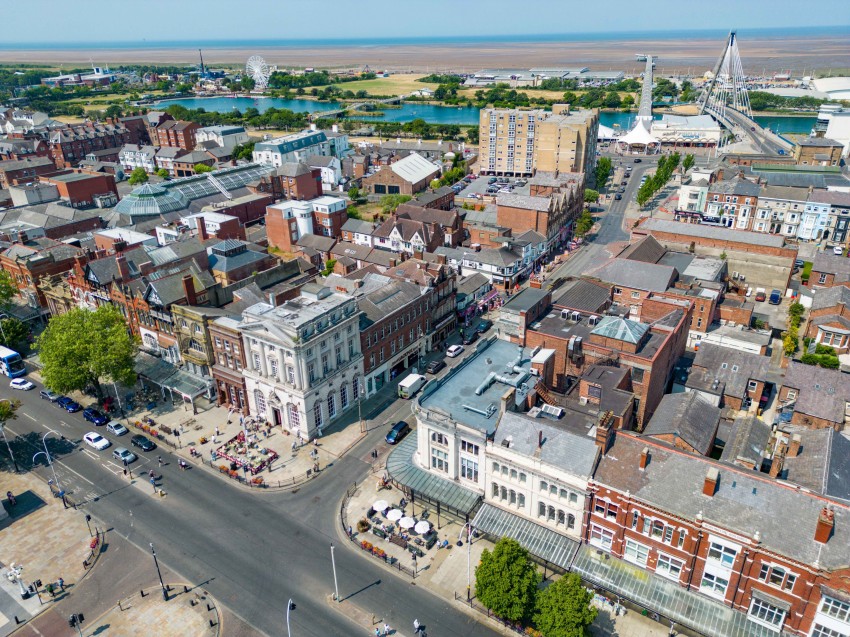 Images for 387-389 Lord Street, Southport, PR9