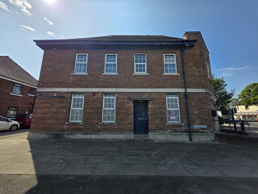 Images for 4 Segars Lane, Ainsdale, PR8