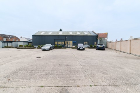 View Full Details for 140 Norwood Road, Southport, Southport, PR8