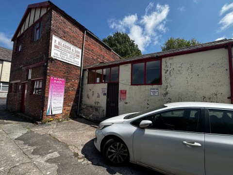 View Full Details for 98a Tulketh Street, Southport, Merseyside, PR8