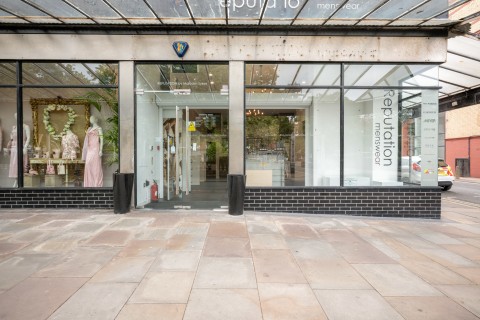 View Full Details for 96 Lord Street, Southport, Merseyside, PR8