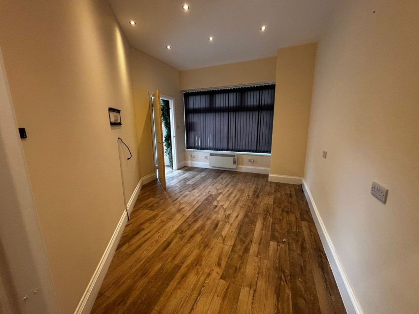 Images for 42a Walmer Road, Birkdale, Merseyside, PR8