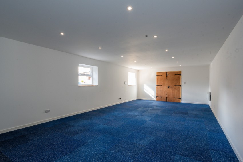 Images for The Horse And Jockey Stables, 81a King Street, Southport