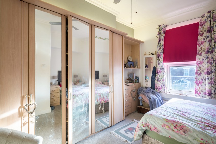 Images for Woollen Pig, Duke Street / Cemetery Road, Birkdale, PR8