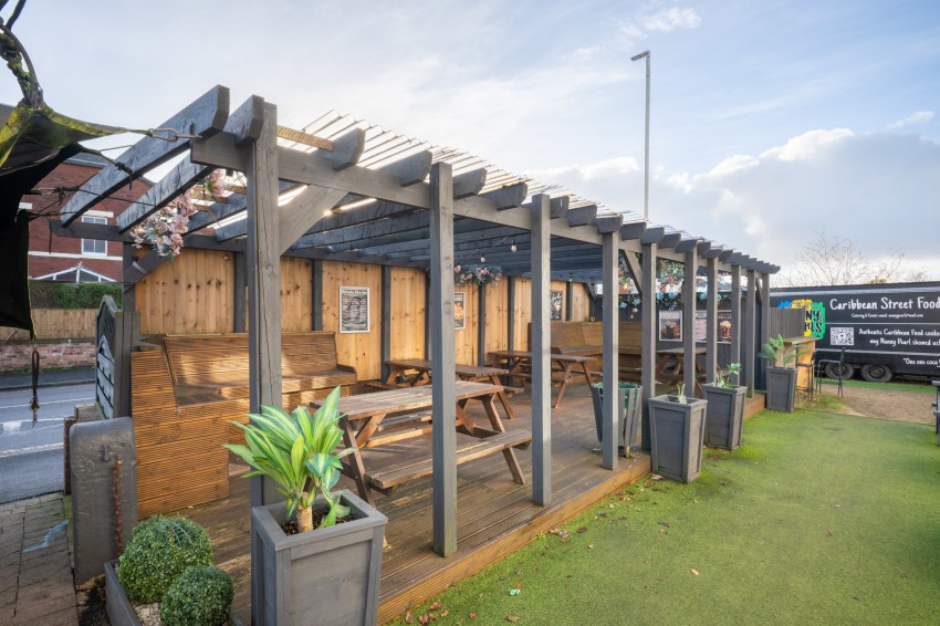 Images for Woollen Pig, Duke Street / Cemetery Road, Birkdale, PR8