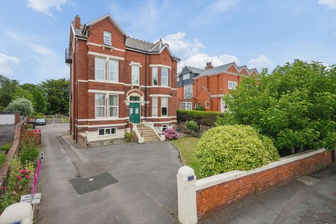 View Full Details for 21 & 21A Gloucester Road, Southport, PR8